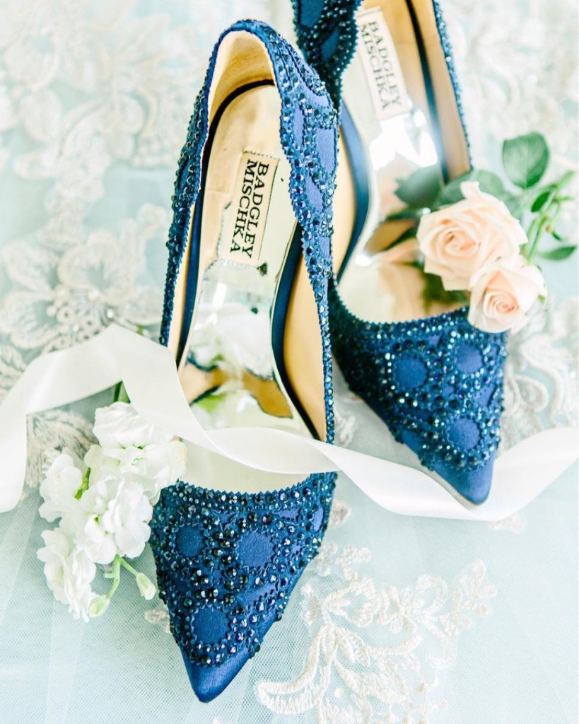 Sapato de noiva azul
