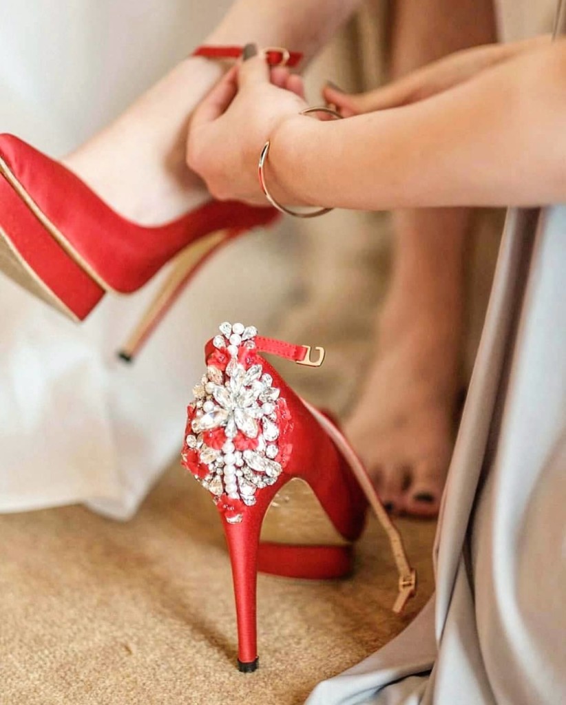 Sapato de noiva vermelho